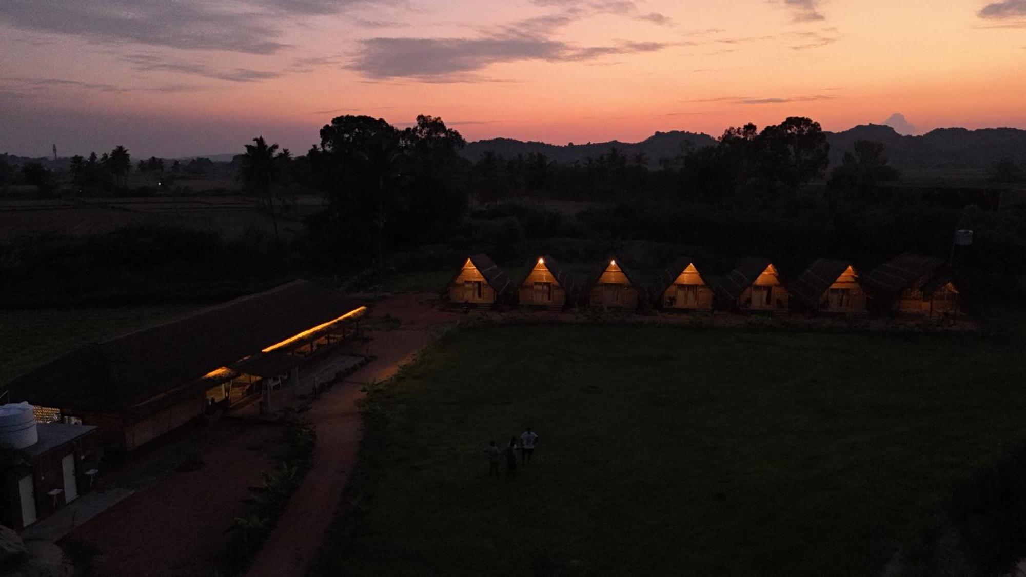 Tropical Hampi Hotel Exterior photo