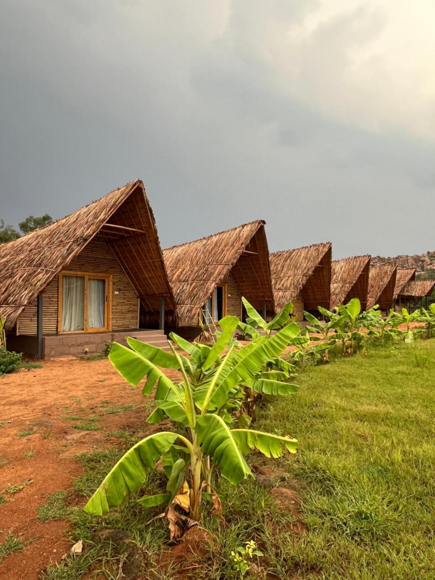 Tropical Hampi Hotel Exterior photo